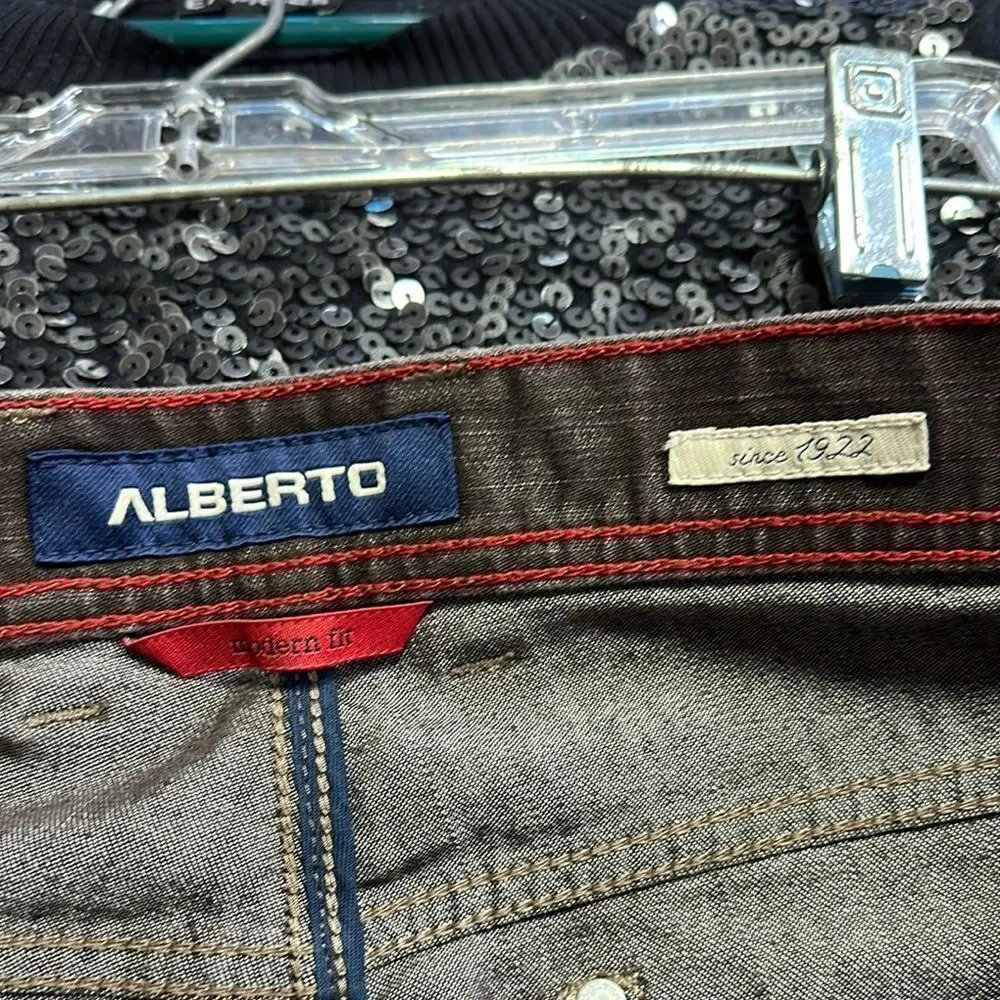 Men's Brown Jeans